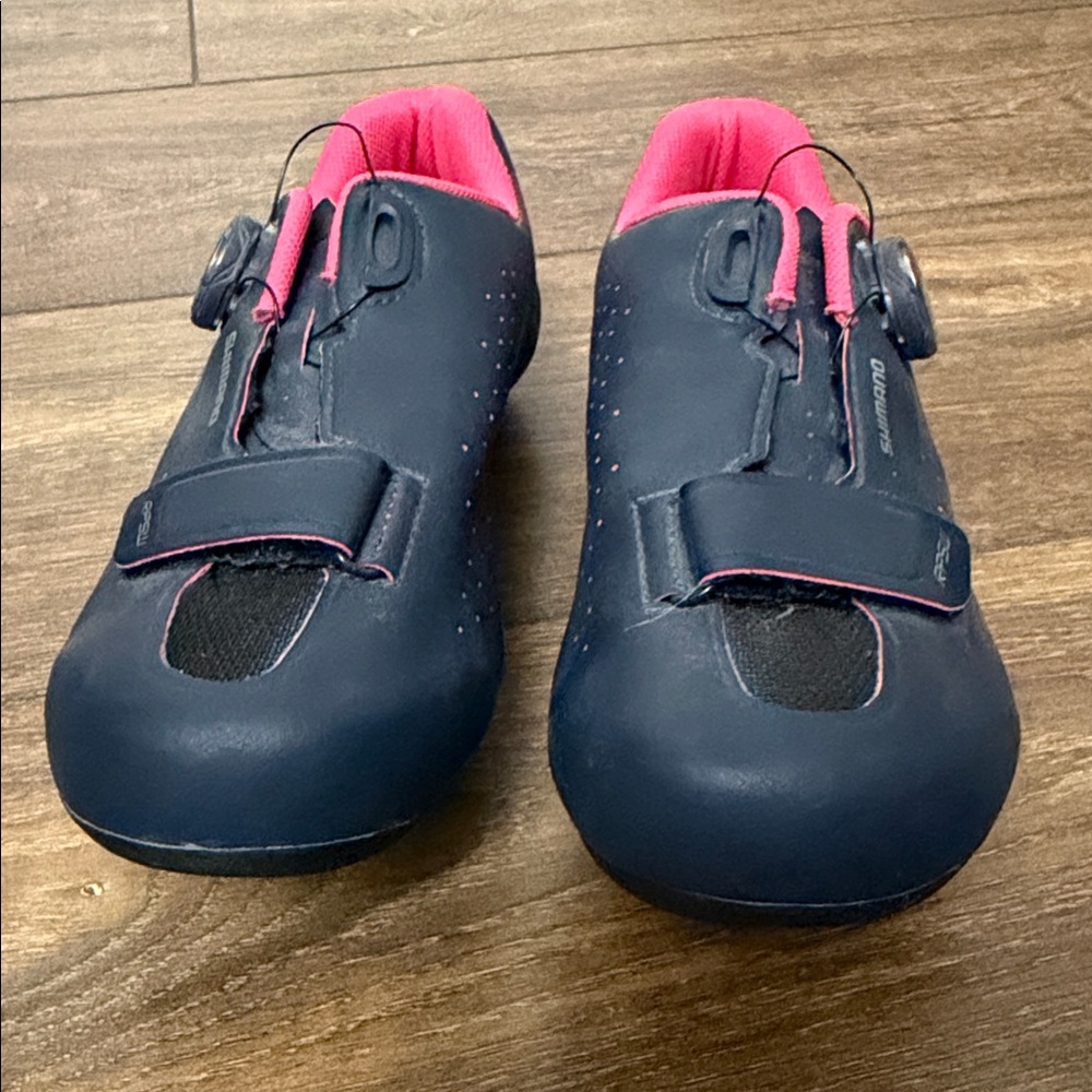 Shimano Indoor Cycling Shoes, Size 41 - Picture 4 of 7